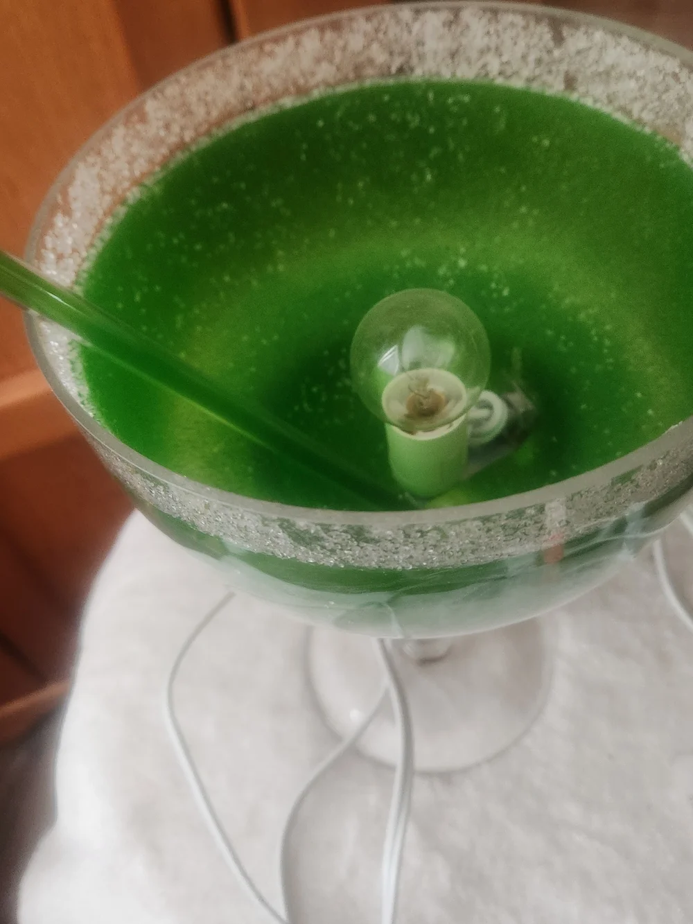 Novelty Green Margarita Glass Lamp Lighted Perfect For Pool Area Or Bar 10.5